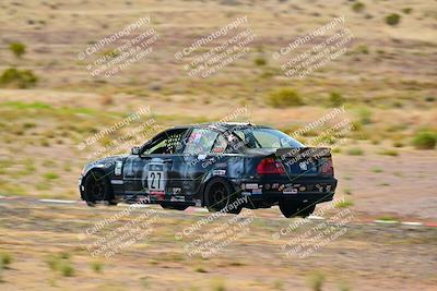 media/May-04-2025-Lucky Dog Racing (Sun) [[21629467aa]]/Turn 6 (910-930am)/